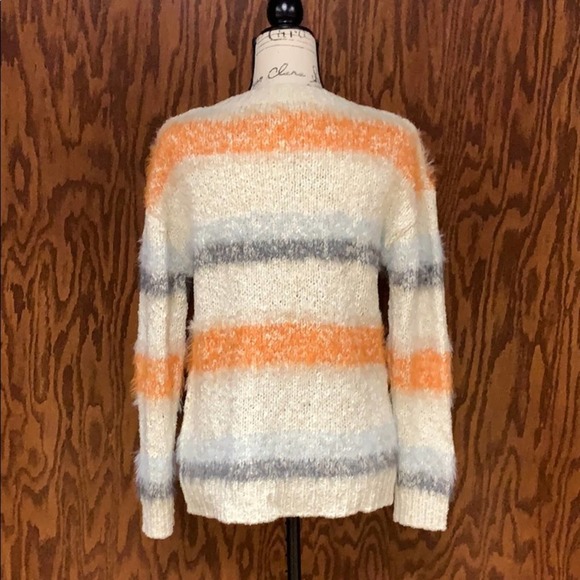 Workshop Republic Clothing Fuzzy Sweater - Picture 6 of 13